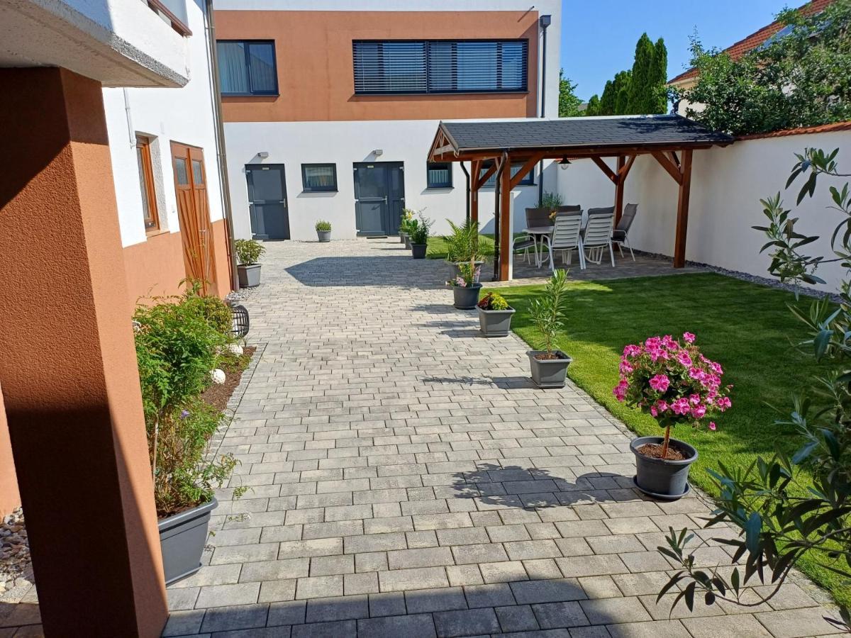 Penthouse Griemann 1 Mit Infrarotkabine Und Eigener Dachterrasse Fuer Max 4 Personen Illmitz Exterior foto